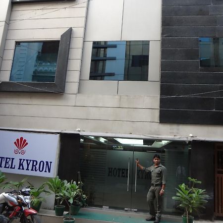 Hotel Kyron Delhi Zewnętrze zdjęcie