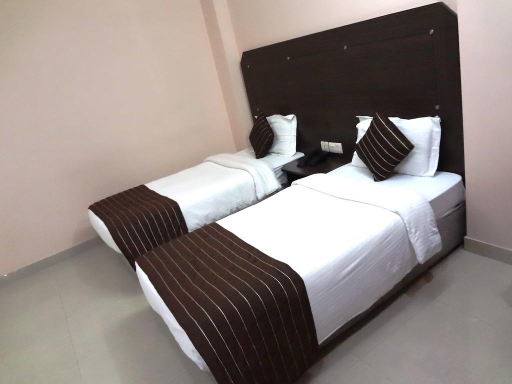 Hotel Kyron Delhi Pokój zdjęcie