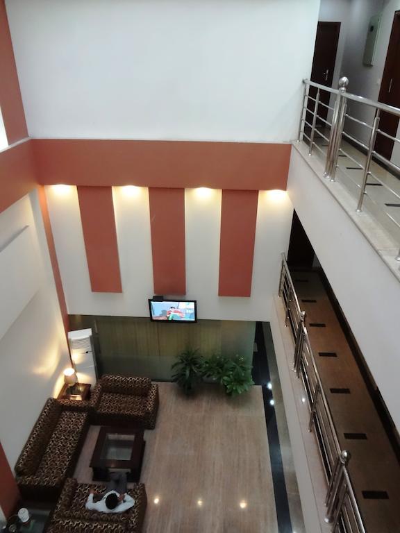 Hotel Kyron Delhi Zewnętrze zdjęcie